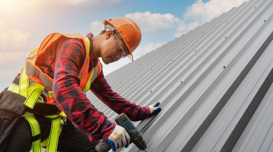 GAF certified roofer in Kingsford, MI